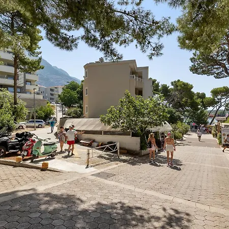Beachfront Sea Srzic شقة